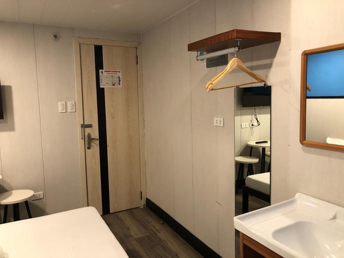 Maine City Residences Leveriza Pasay Exterior photo
